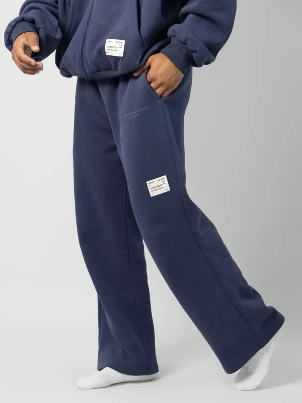 Graphic Straight-Leg Sweatpants - Berry