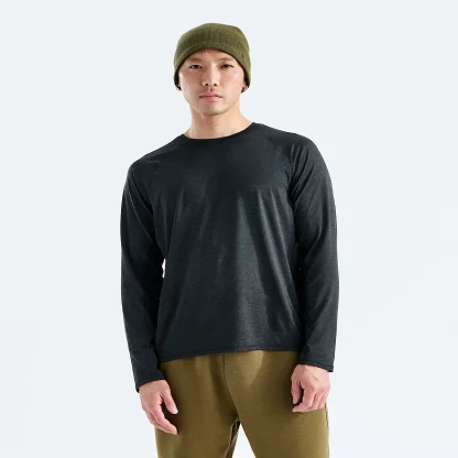 Men's Long-Sleeve Activewear Tee - Black