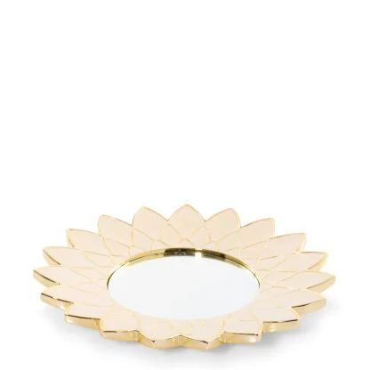 Shell-Shaped Candle Tray