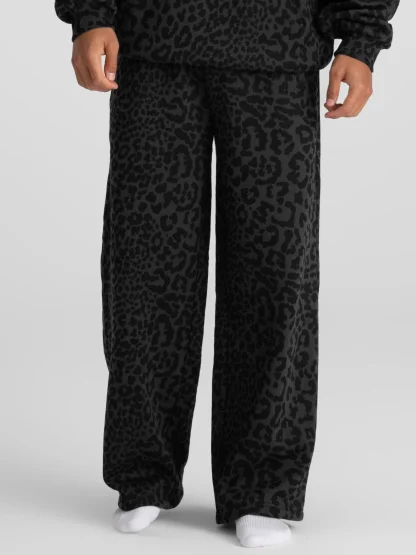 Straight-Leg Sweatpants - Black