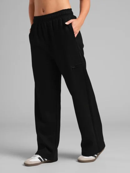 Travel Straight-Leg Sweatpants - Powder Pink