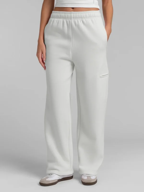 Travel Straight-Leg Sweatpants - Powder Pink